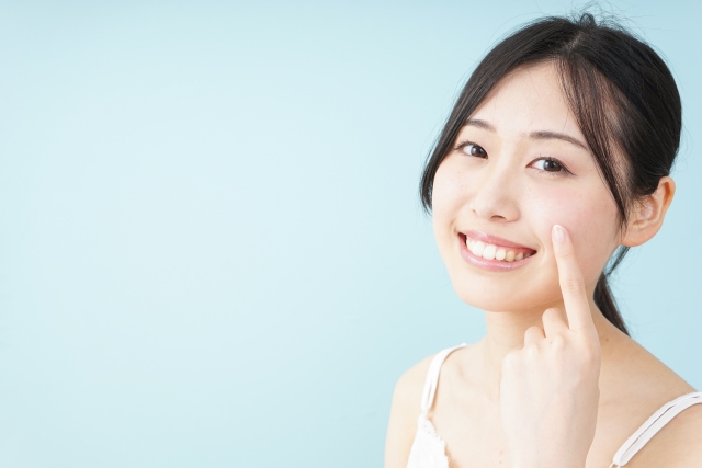 ホワイトニングで美しく白い歯に